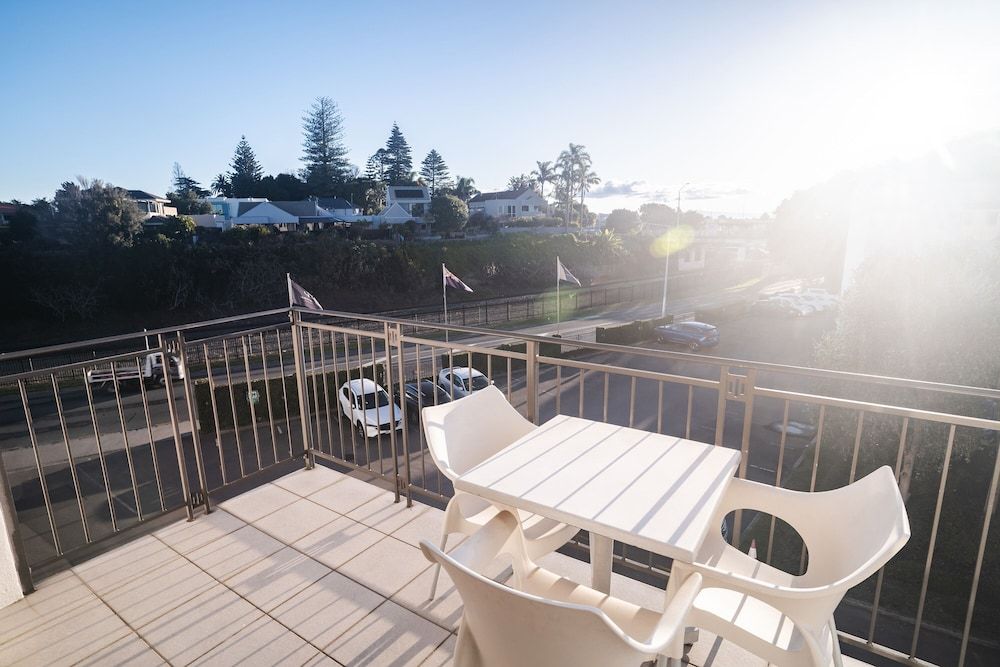 Trinity Wharf Tauranga Two Bedroom Urban Apartment (Apt 11) 4