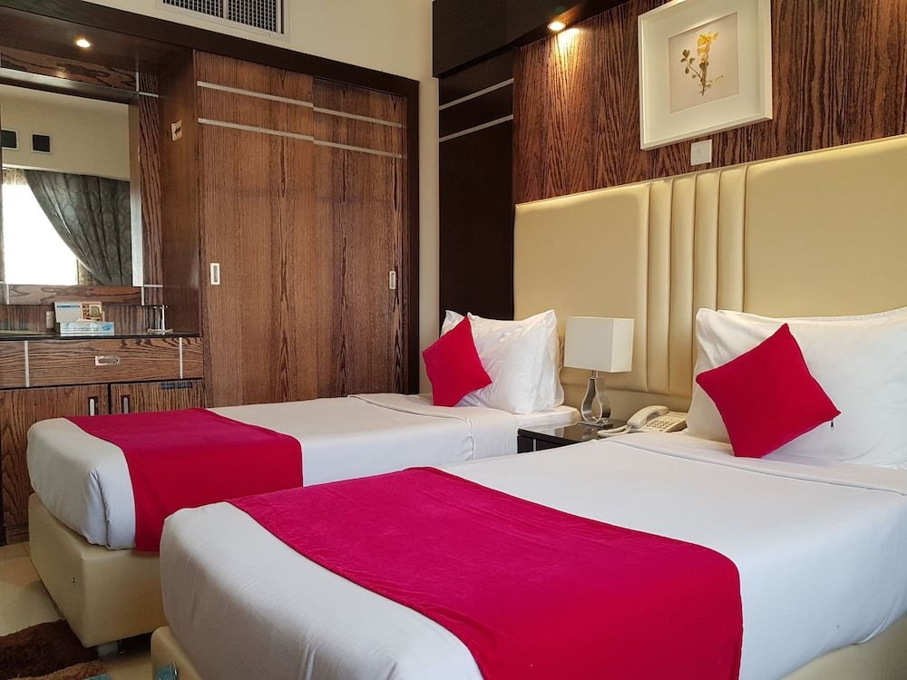 undefined Kuwait Continental Hotel 9