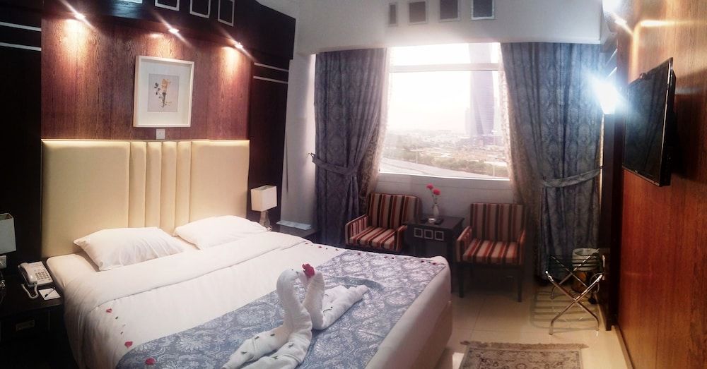 Kuwait Continental Hotel Single Room 4