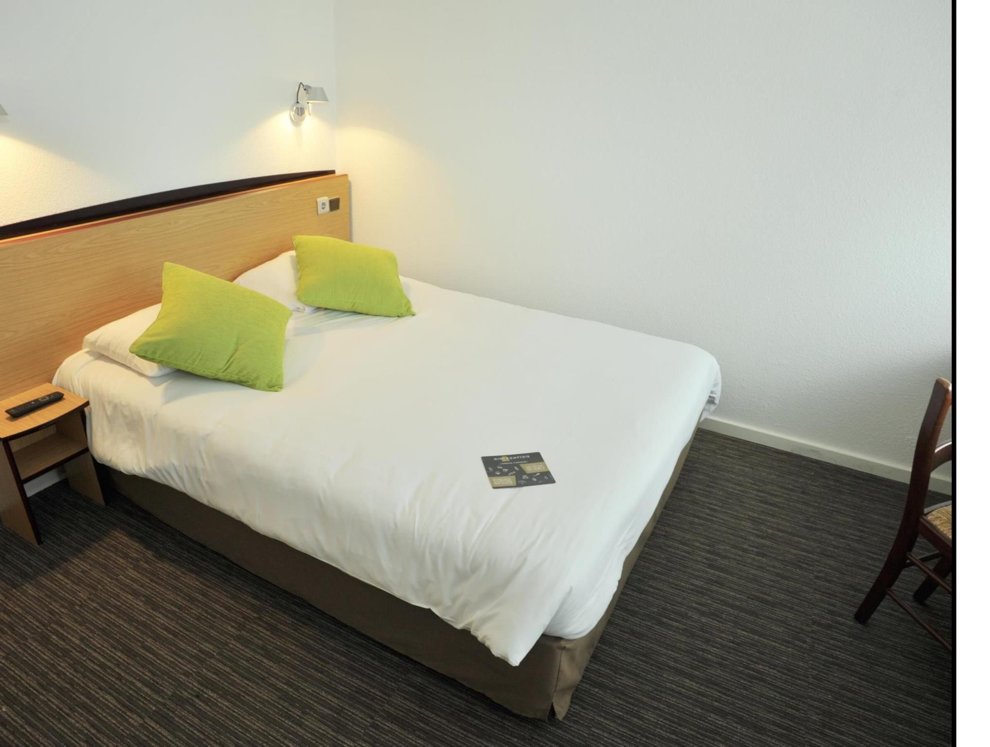 1 Double Bed