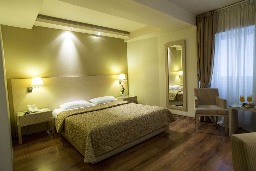 Davitel Tobacco Hotel Double Room 2