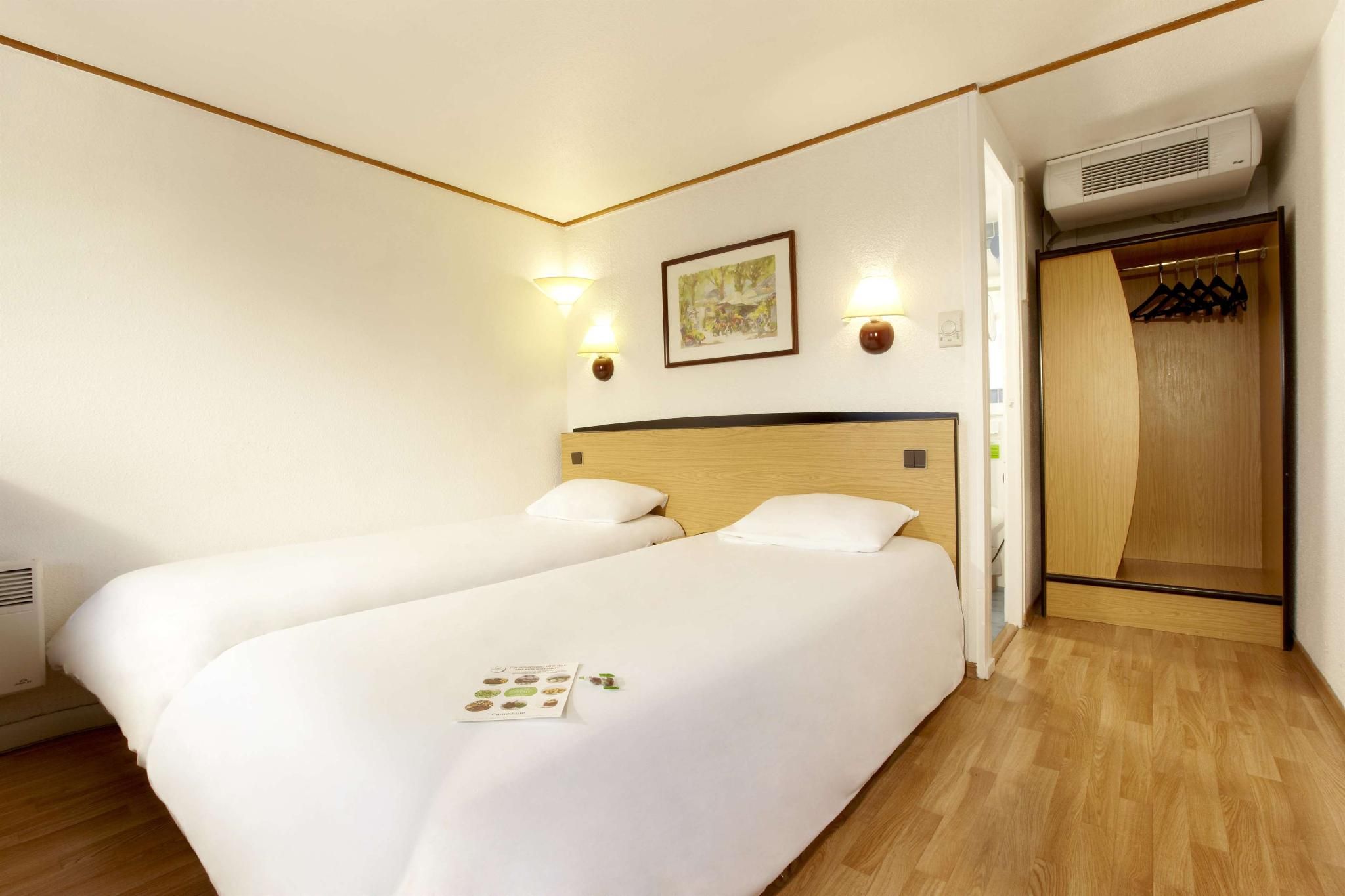 1 Double Bed