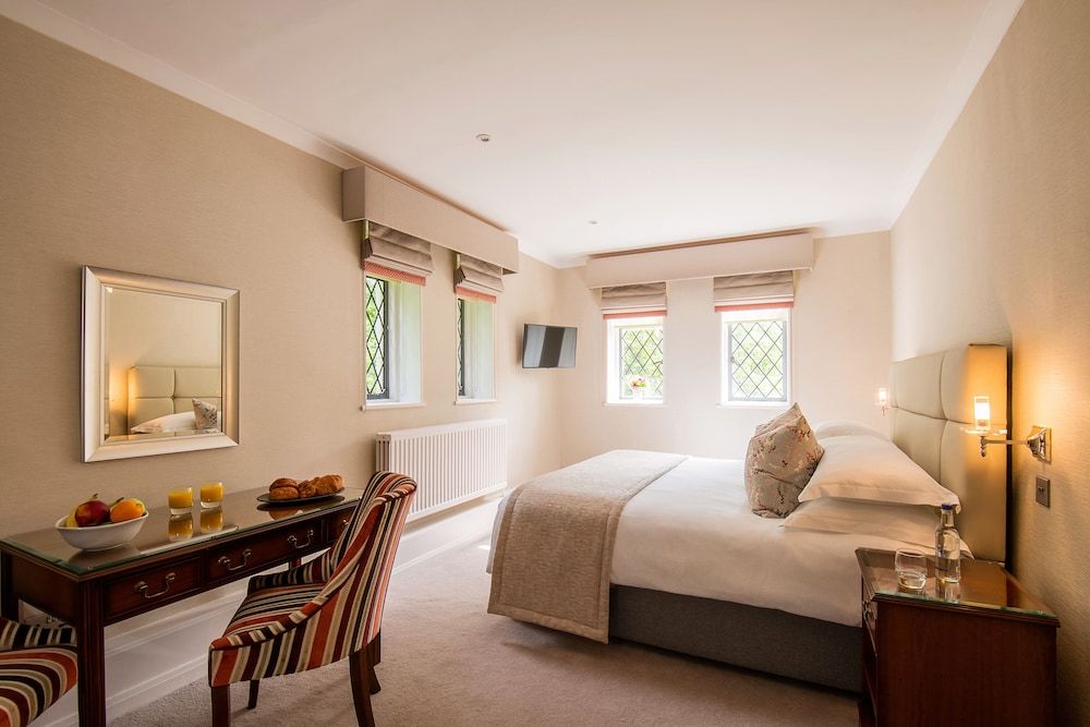 Ashdown Park Hotel & Country Club Classic Double or Twin Room 3