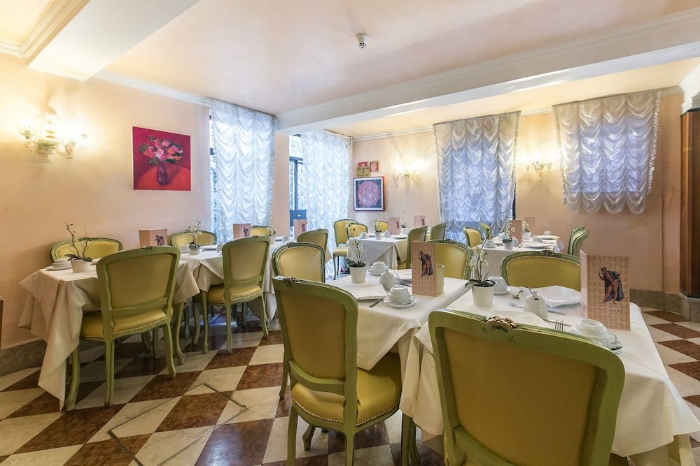 undefined Pantalon Hotel 3