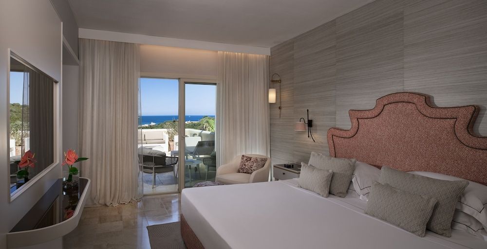 CPH - Pevero Hotel Junior Suite, Terrace, Sea View 2