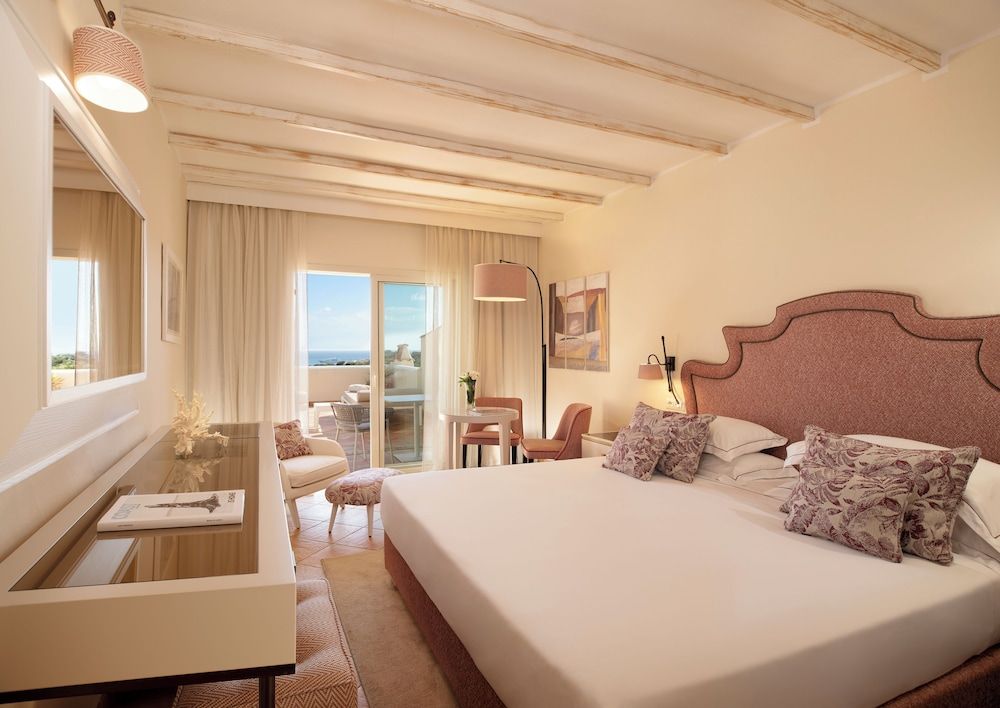 CPH - Pevero Hotel Luxury Suite, Terrace, Sea View 4