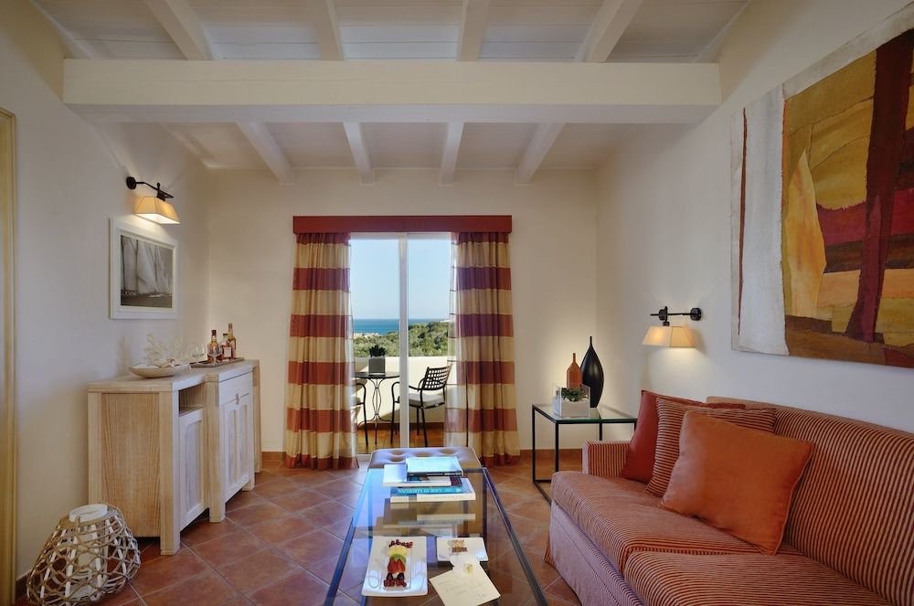 CPH - Pevero Hotel Executive Suite, 1 Bedroom, Sea View 4