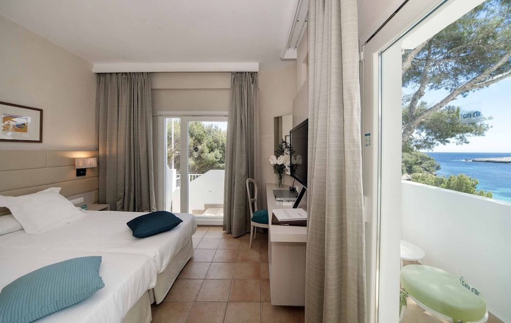 Twin Room, Balcony, Sea View
