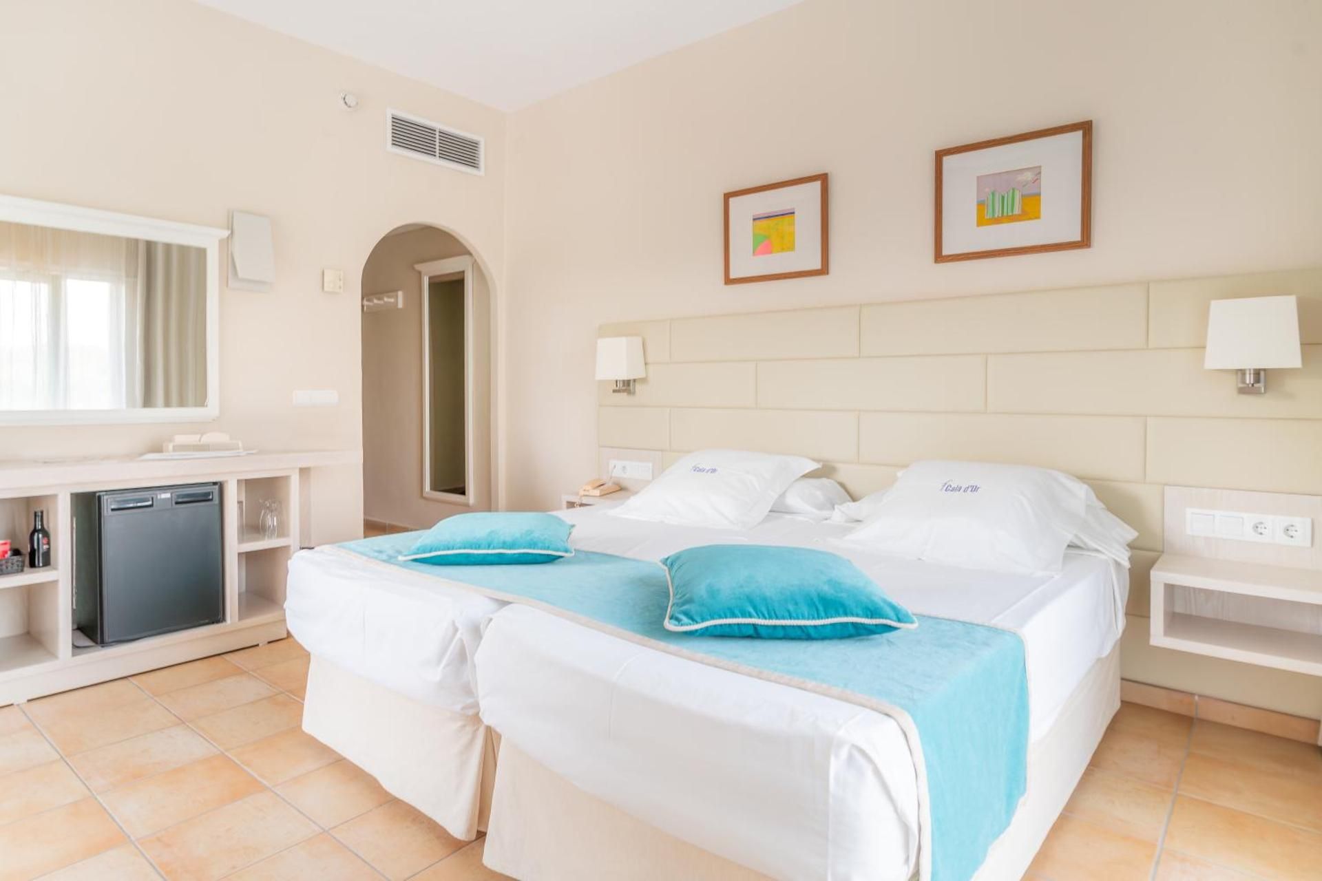 Junior Suite with Balcony