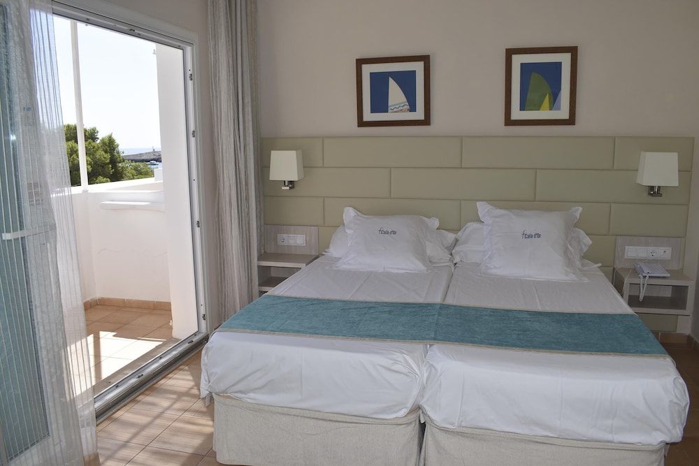 Triple Room, Balcony, Sea View