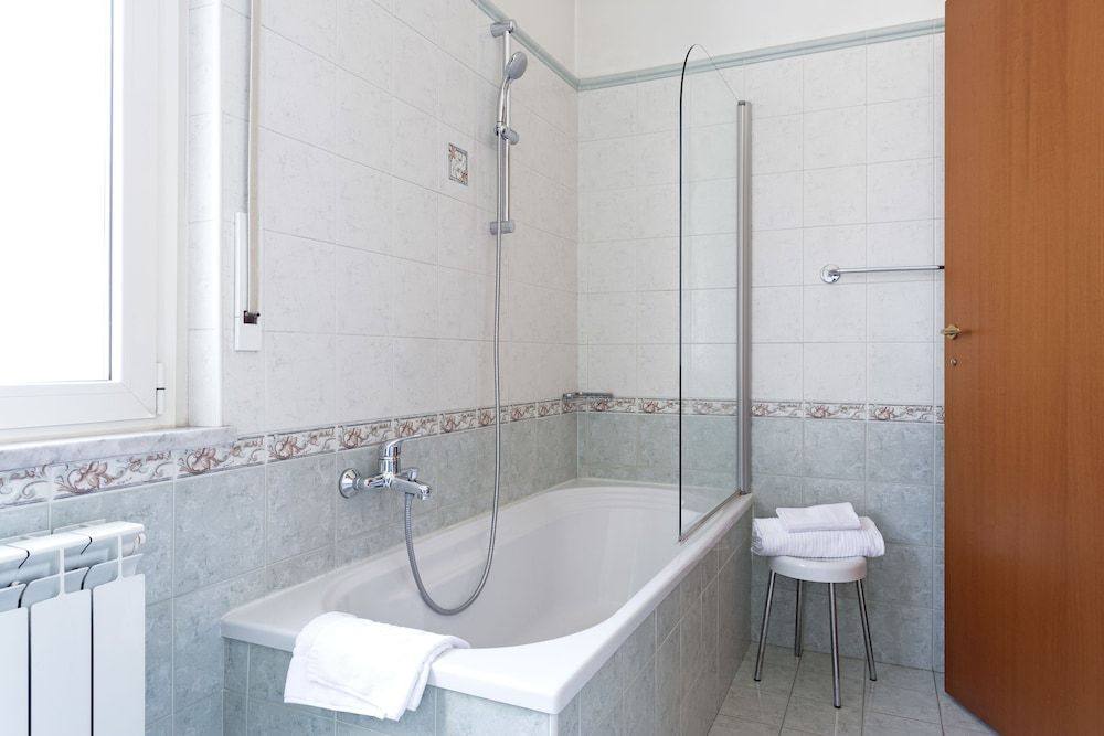 B&B Hotel Pescara Double Room, Accessible, Non Smoking 5