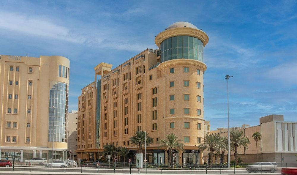undefined Millennium Hotel Doha 6