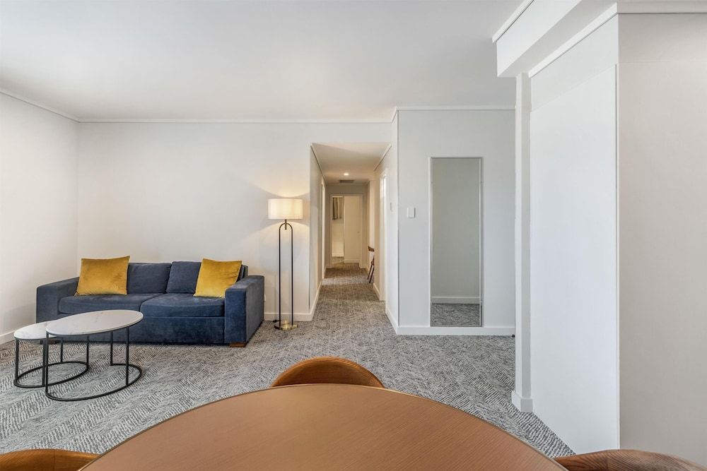 Adina Apartment Hotel Perth - Barrack Plaza Premier Apartment, 2 Bedrooms (Grand) 4