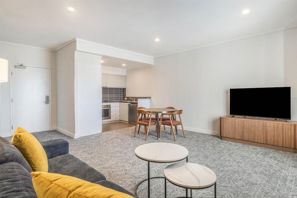 Adina Apartment Hotel Perth - Barrack Plaza Premier Apartment, 2 Bedrooms (Grand) 6