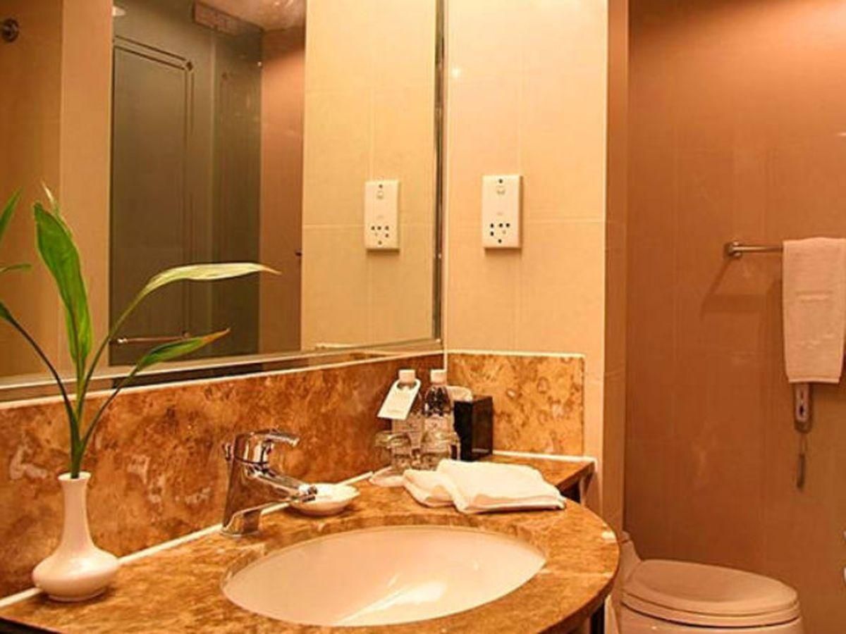 undefined Jin Jiang Cypress Hotel 6