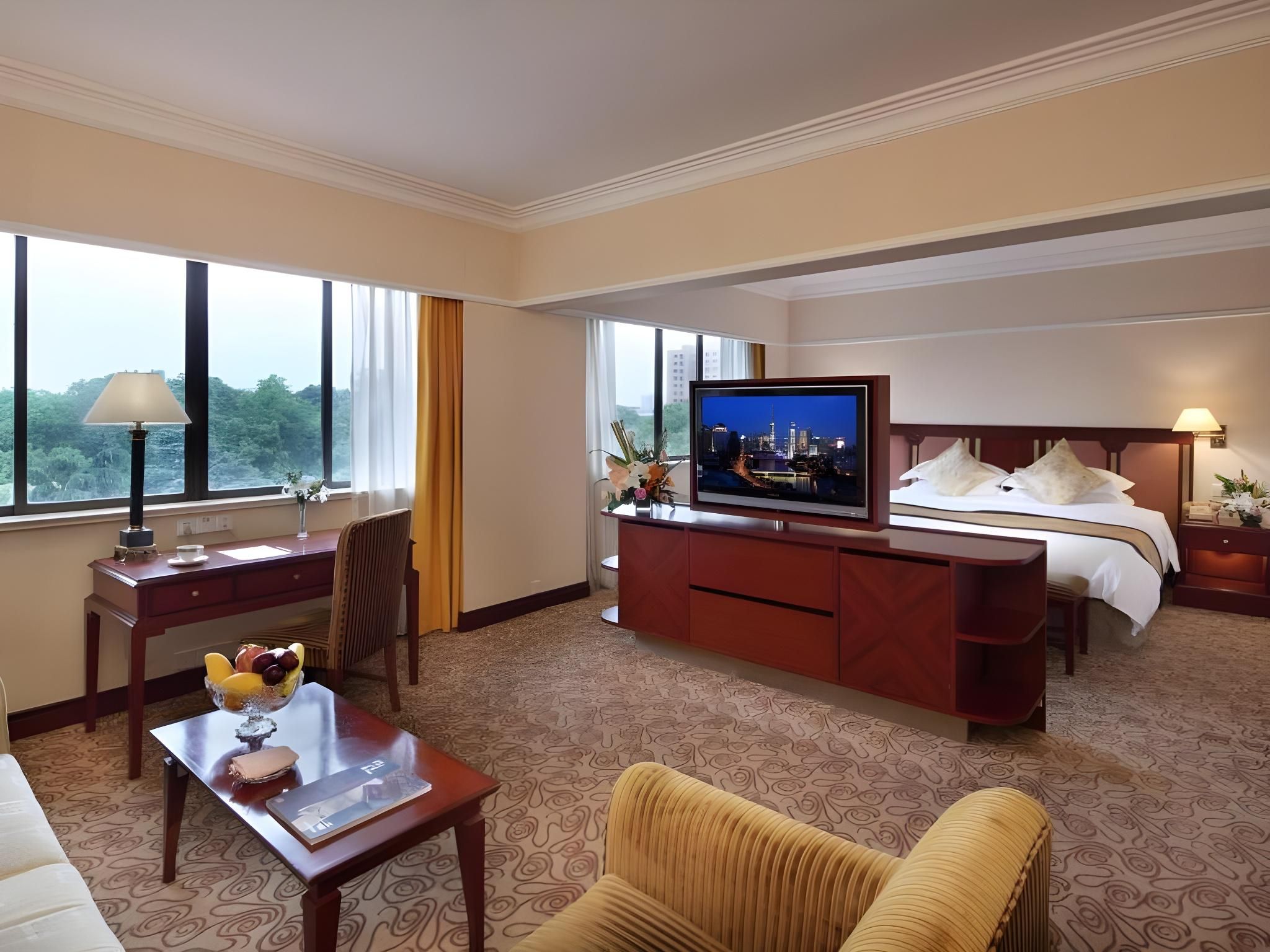 undefined Jin Jiang Cypress Hotel 3