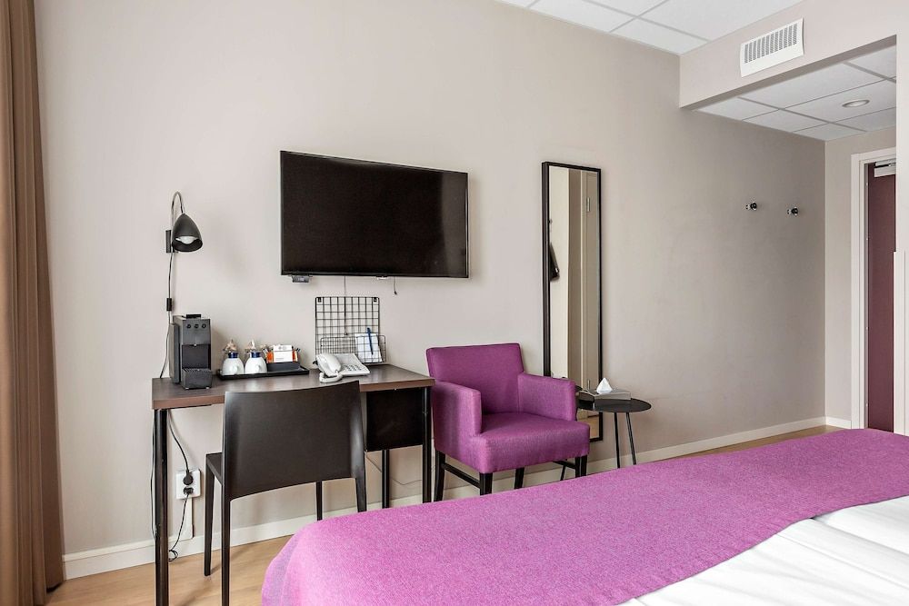 Best Western Arlanda Plus Park Airport Hotel Standard Room, 1 King Bed, Non Smoking 6