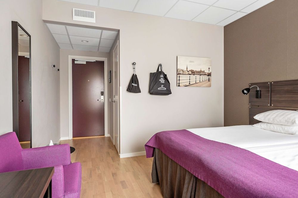 Best Western Arlanda Plus Park Airport Hotel Standard Room, 1 King Bed, Non Smoking 7