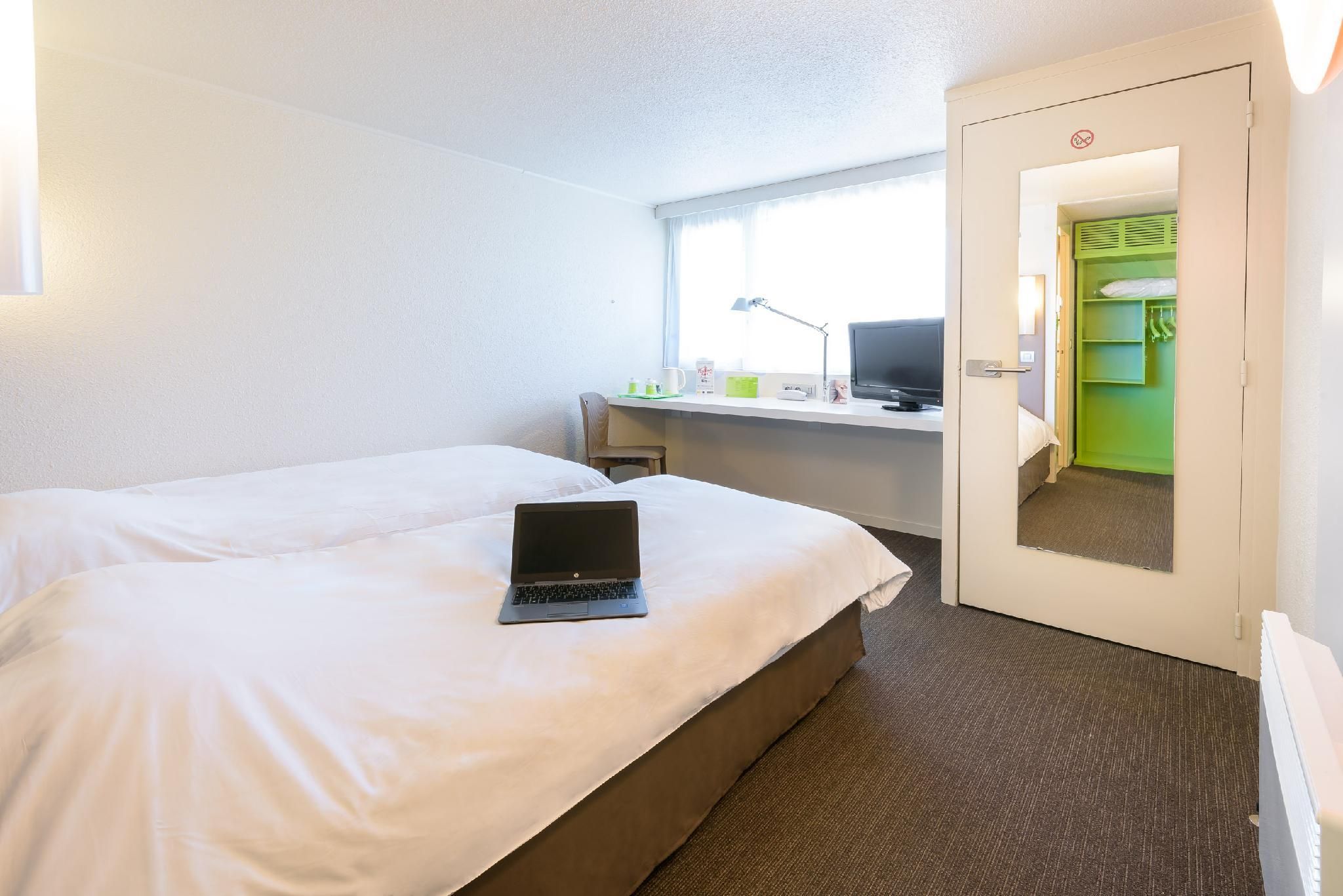 Campanile Toulouse Nord - Sesquieres Twin Room