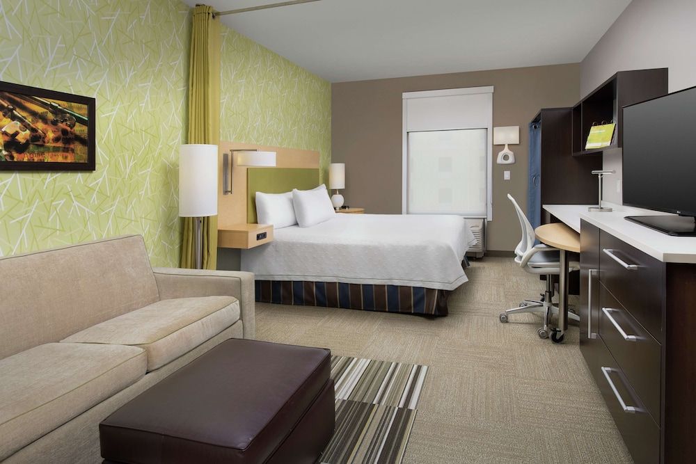 Studio Suite, 1 King Bed, Non Smoking