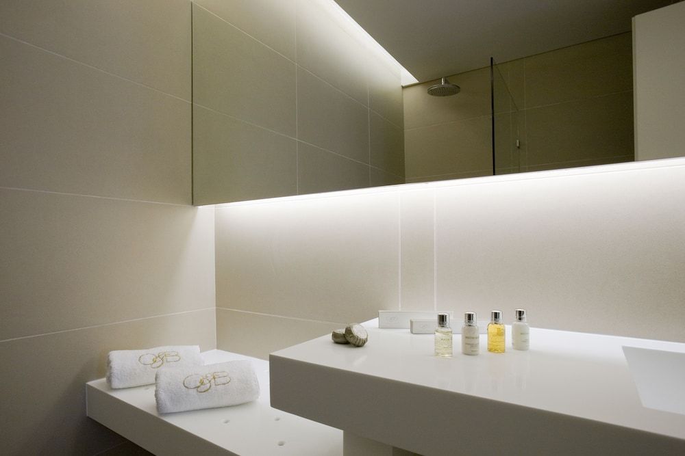 O&B Athens Boutique Hotel Basic Suite (Acropolis View) 8