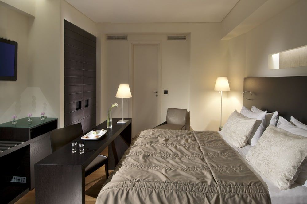 O&B Athens Boutique Hotel Basic Suite (Acropolis View) 3