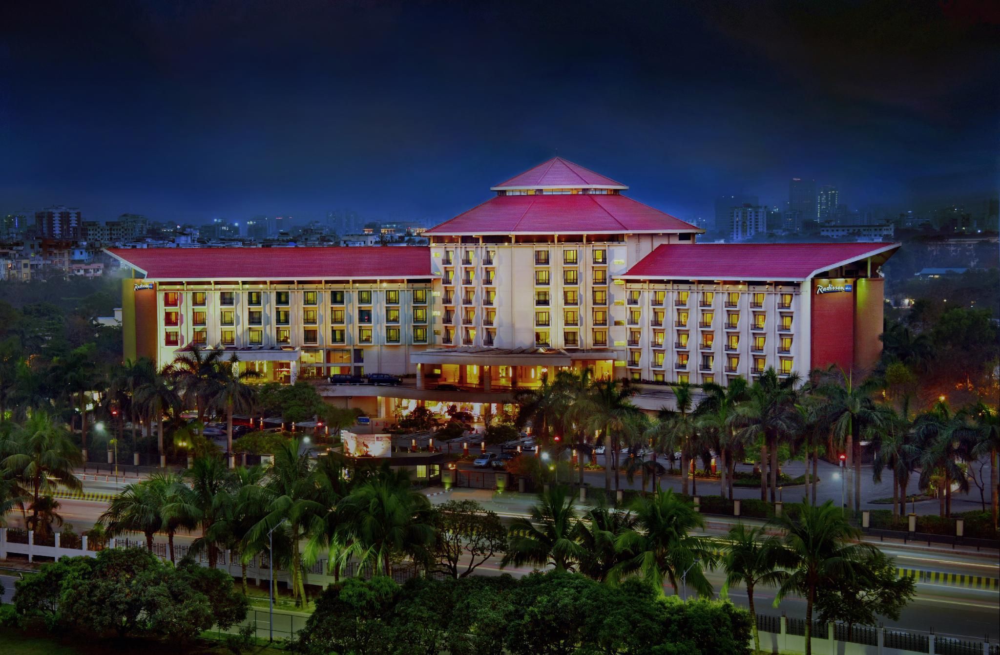 undefined Radisson Blu Dhaka Water Garden 6