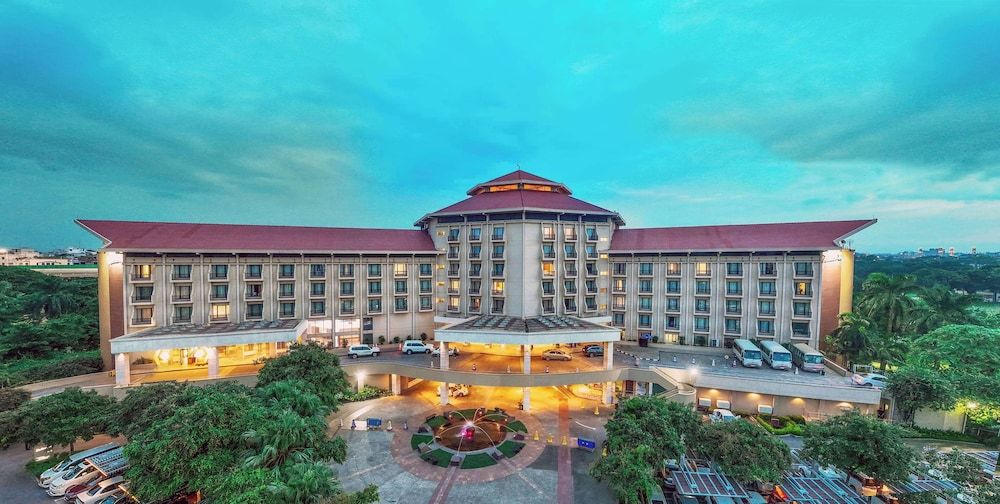 undefined Radisson Blu Dhaka Water Garden 2