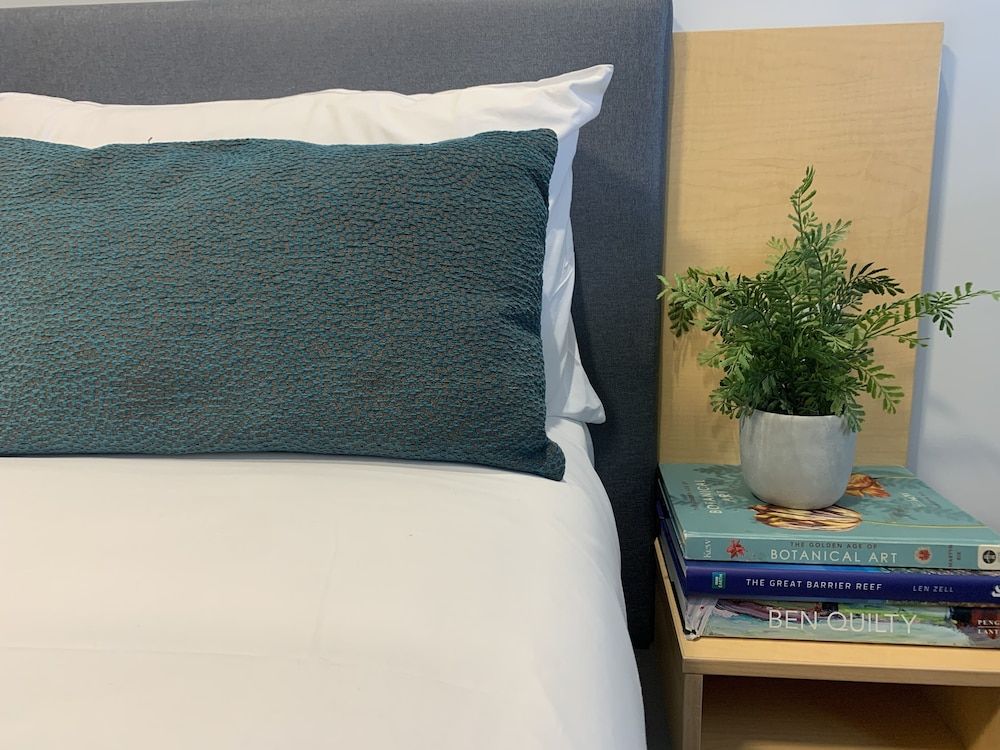 The Palmer Collective Deluxe Room, 1 King Bed 3