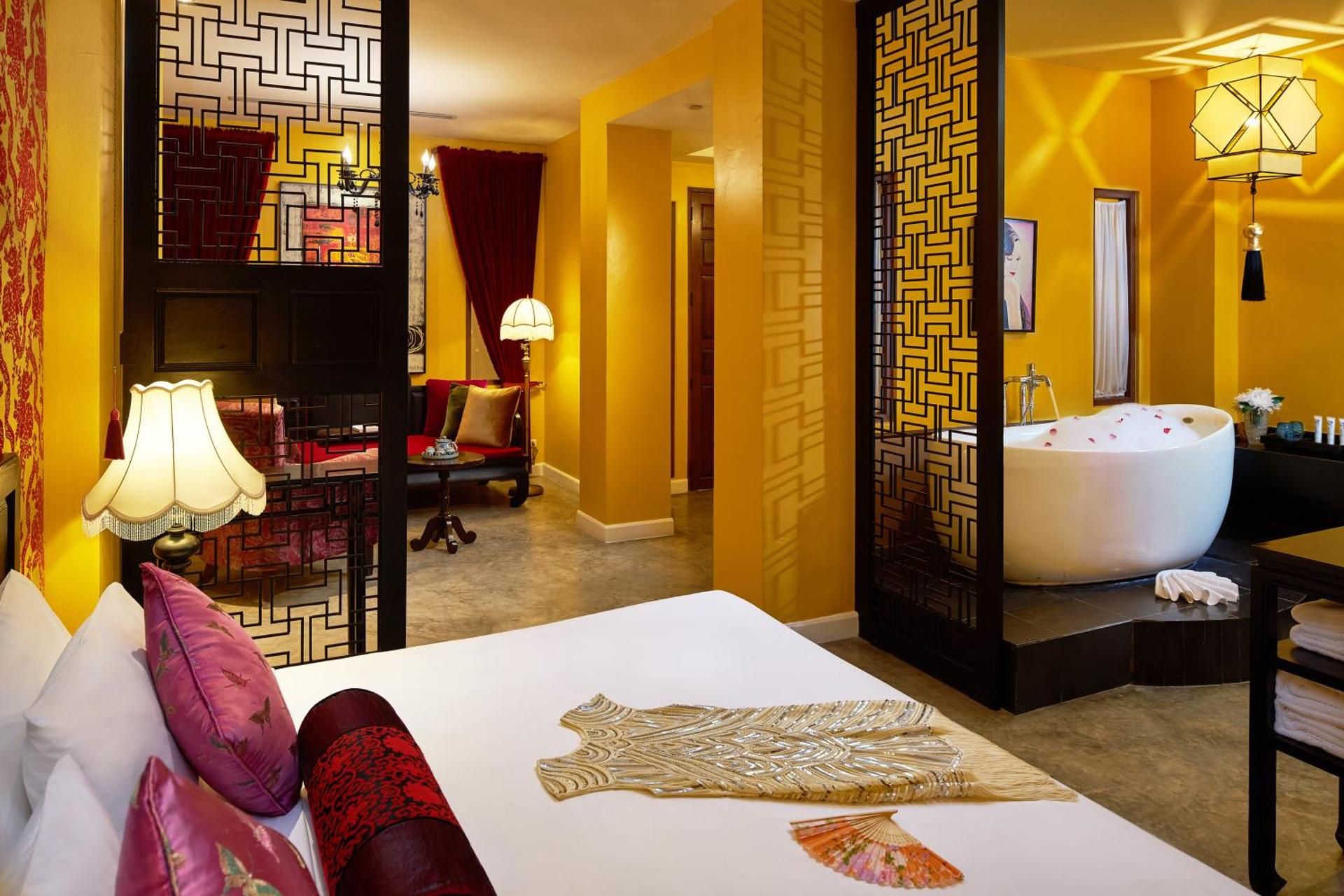 Shanghai Mansion Bangkok Suite 2