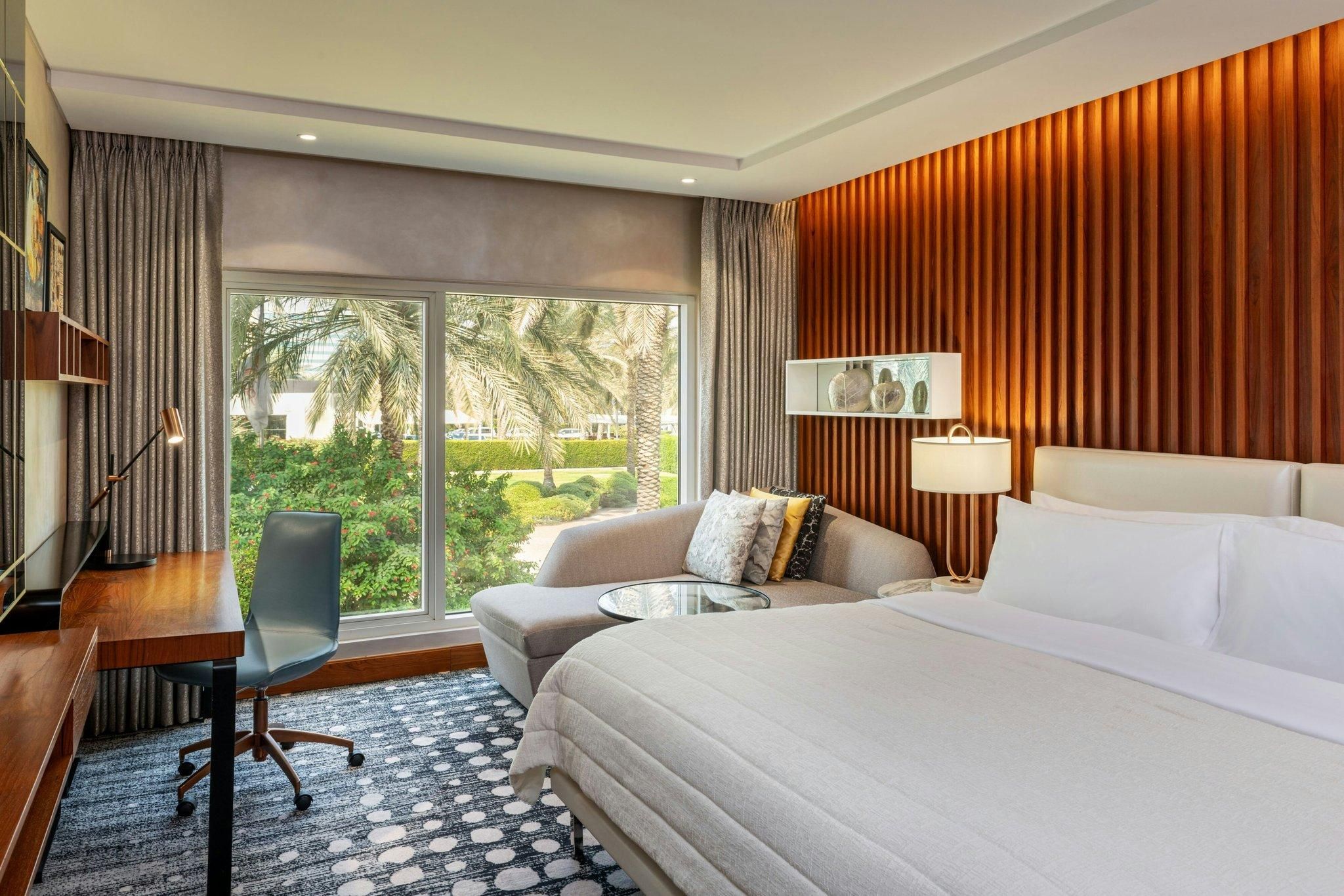 undefined Le Meridien Dubai Hotel & Conference Centre 7