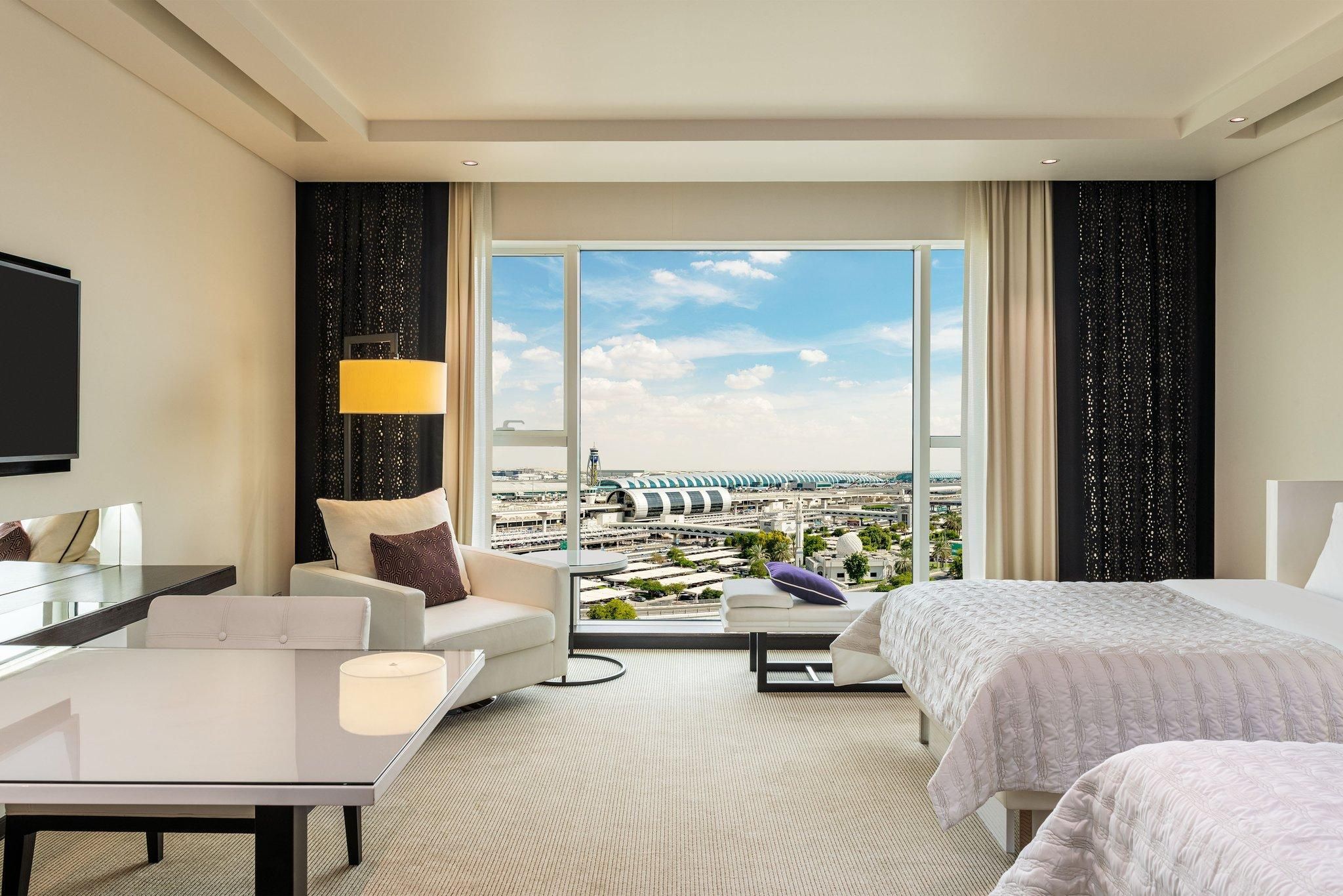 Le Royal Club, Executive lounge access, Larger Guest room, 2 Twin