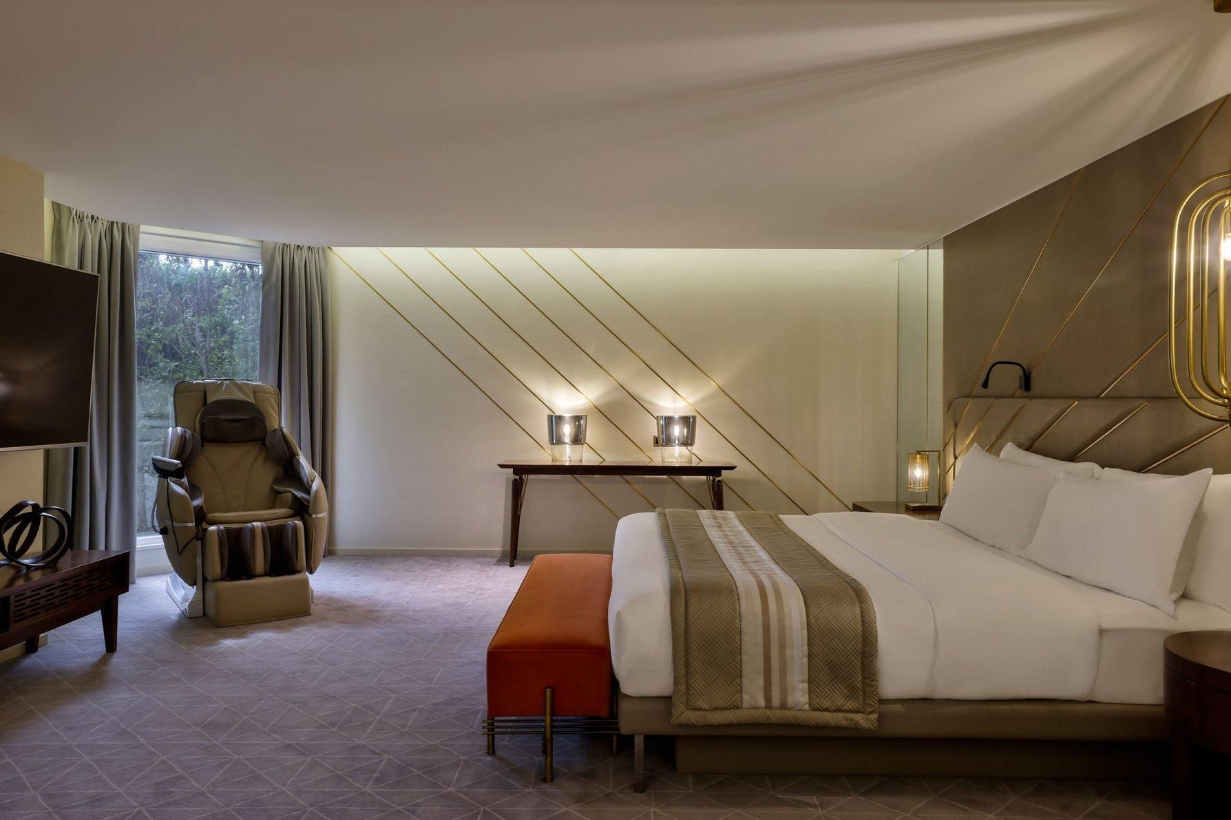 Presidential Suite, Club Lounge Access, 1 Bedroom Suite, 1 King, Garden View