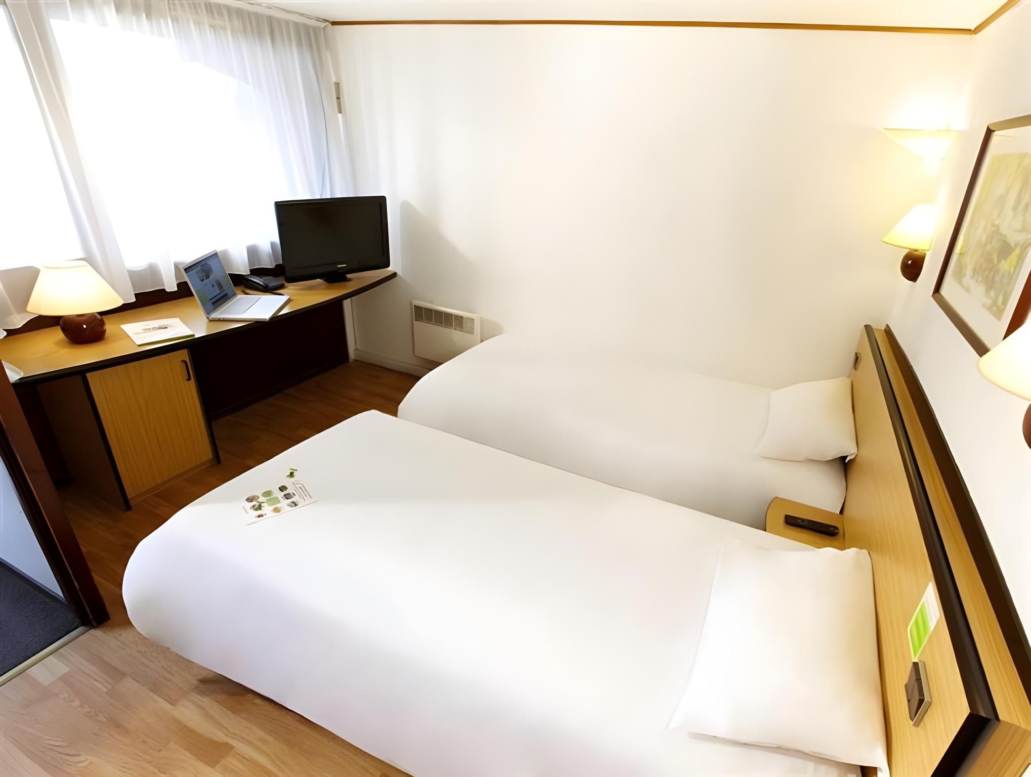 Campanile Hotel Auch Twin Room