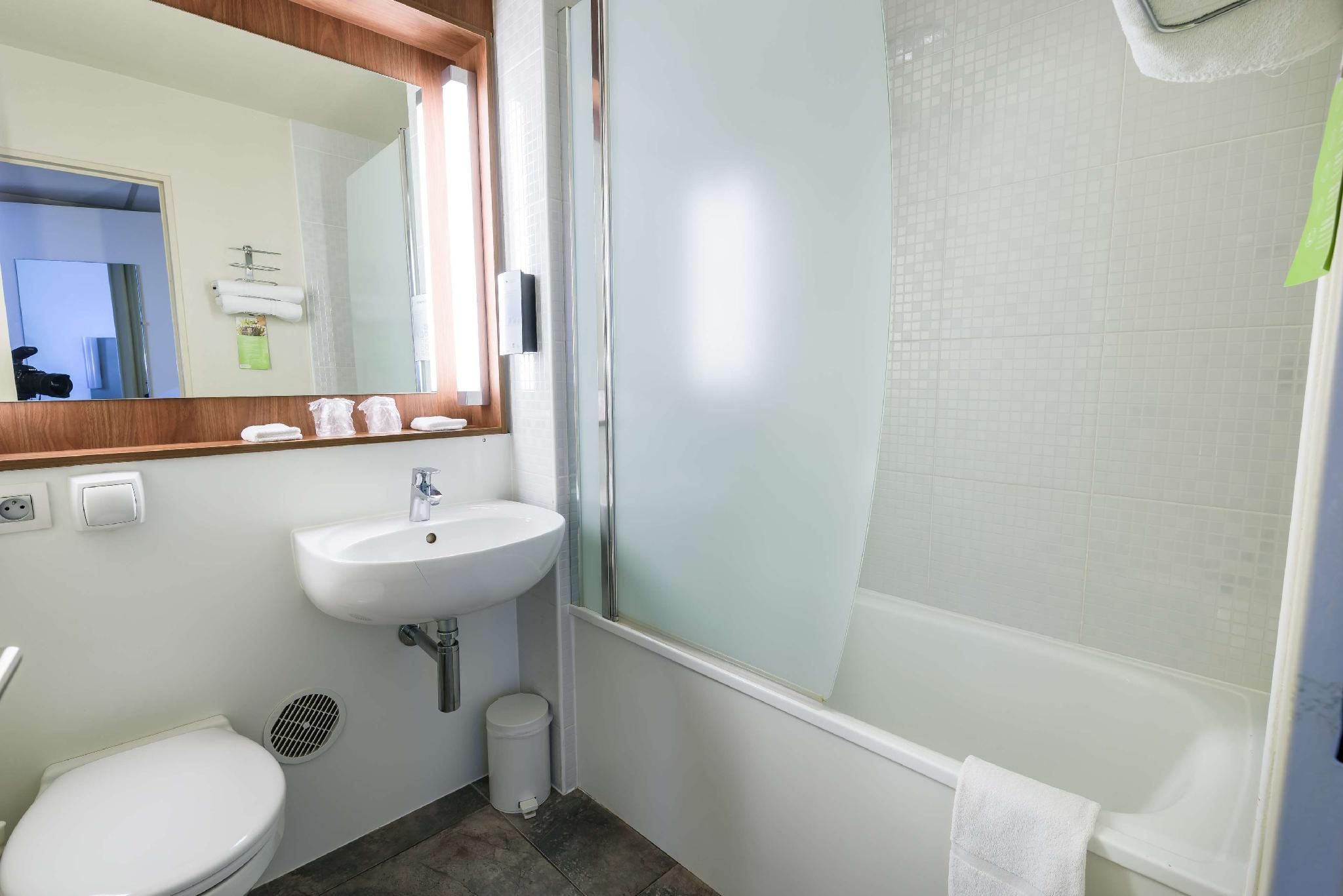 Double Room Next Generation