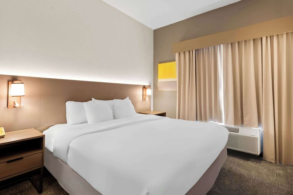 Room, 1 King Bed, Accessible, Non Smoking