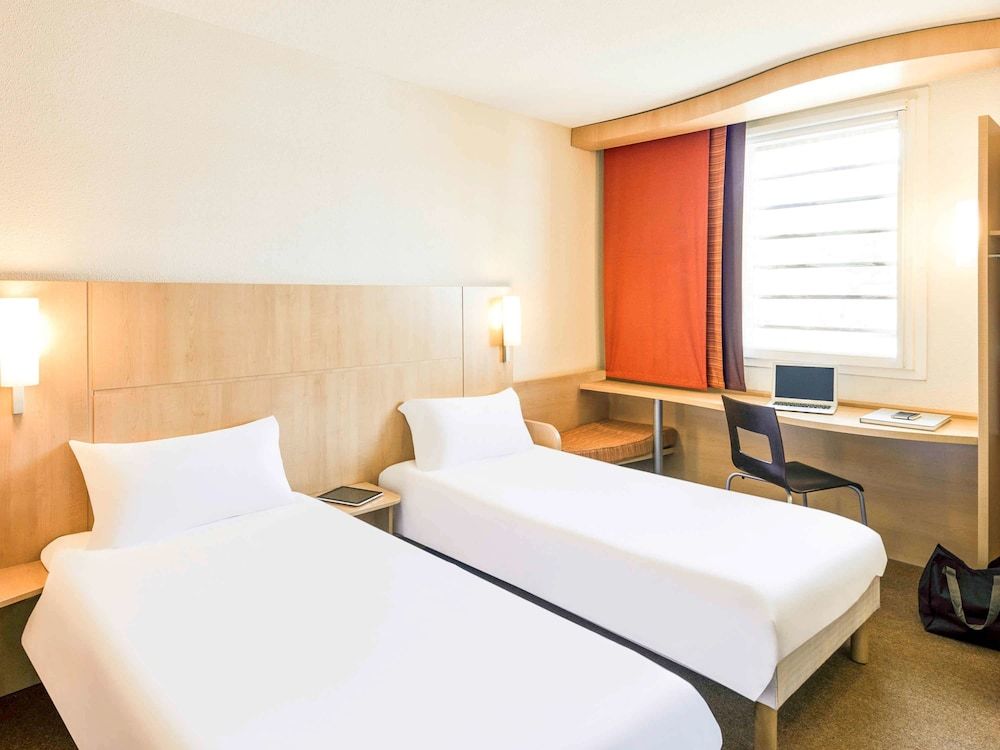 Standard Room, 2 Twin Beds