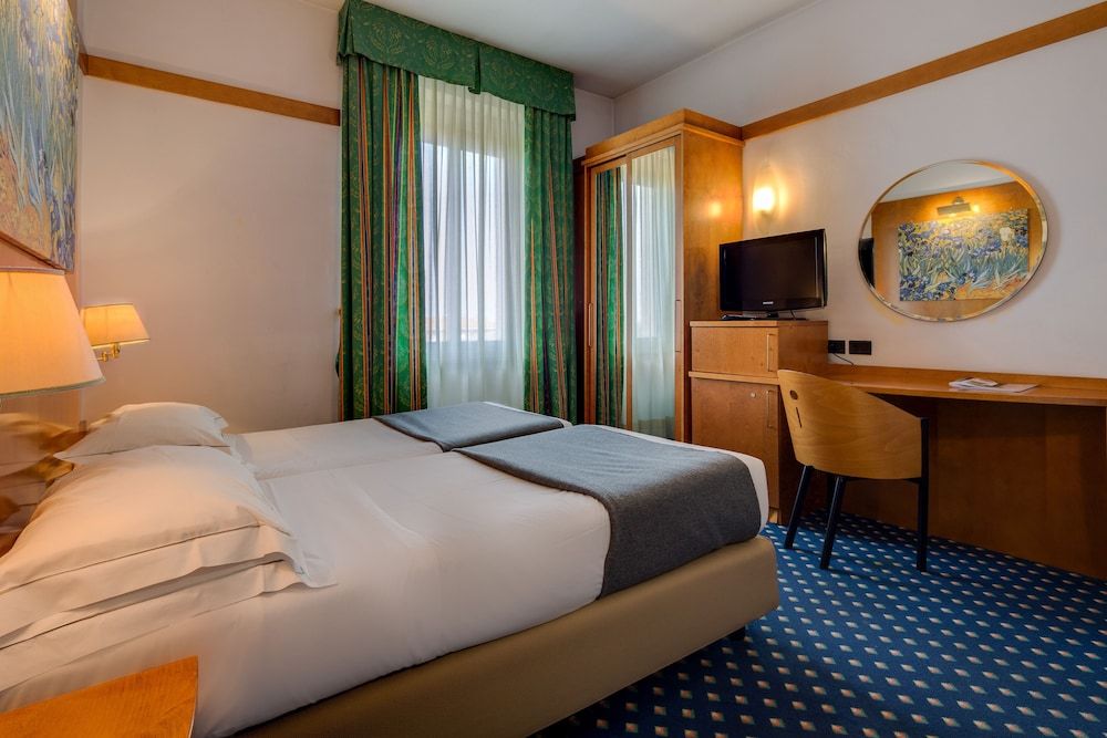 Hotel San Marco & Formula Club Economy Double Room