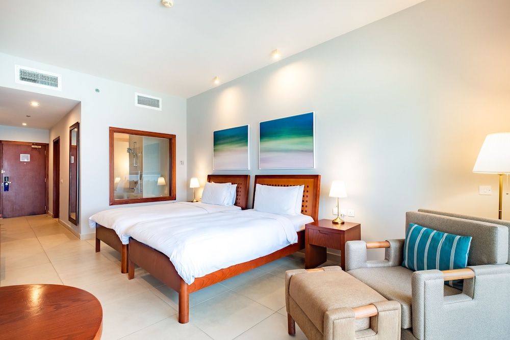 Radisson Blu Resort, Fujairah Superior Room, Balcony, Ocean View