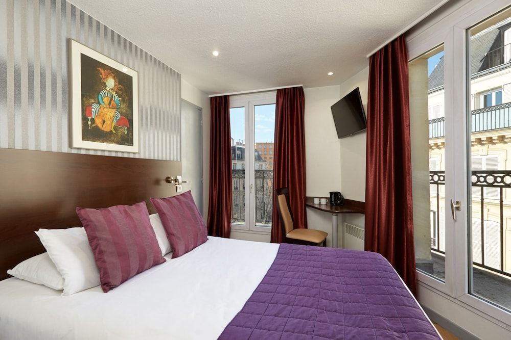 undefined Hotel Alane
