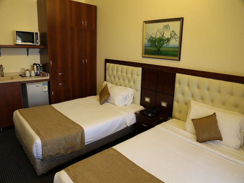 undefined MidTown Hotel & Suites 3