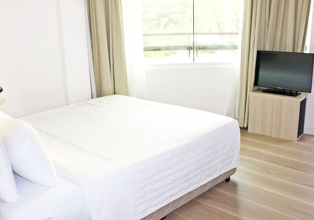 undefined Liberty Hotel Saigon Greenview 5