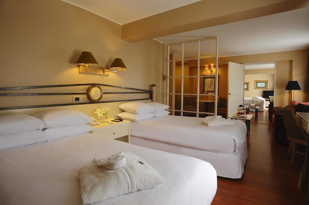 undefined Suites del Bosque Hotel 3