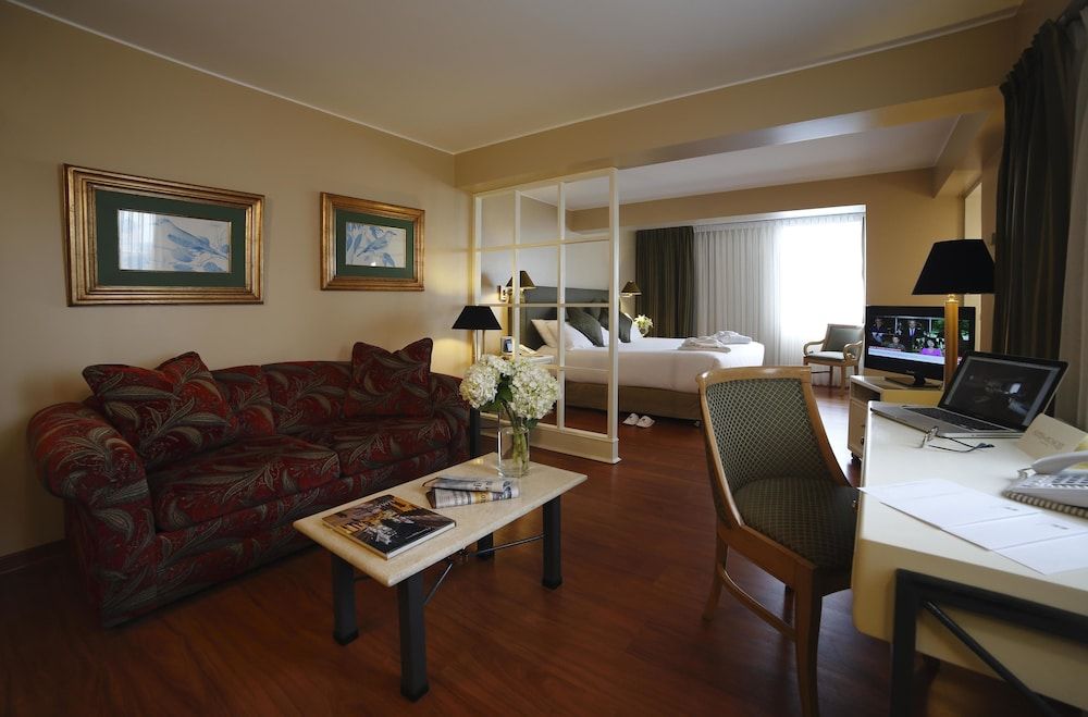 Suites del Bosque Hotel Suite Junior King 10