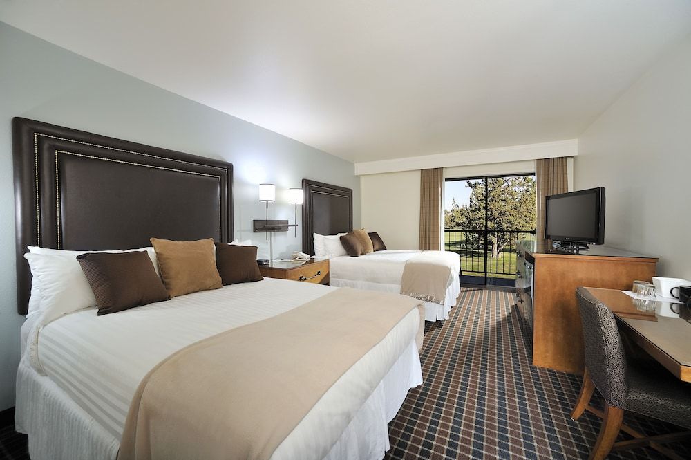 The Lodge at Eagle Crest Resort