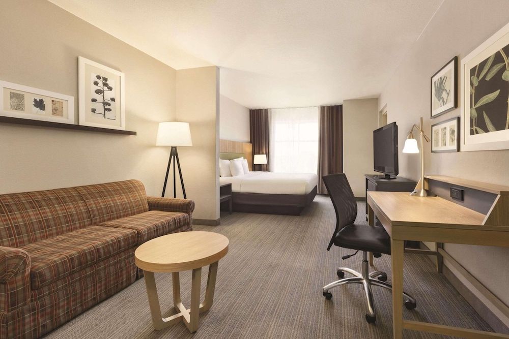 Studio Suite, 1 King Bed, Non Smoking