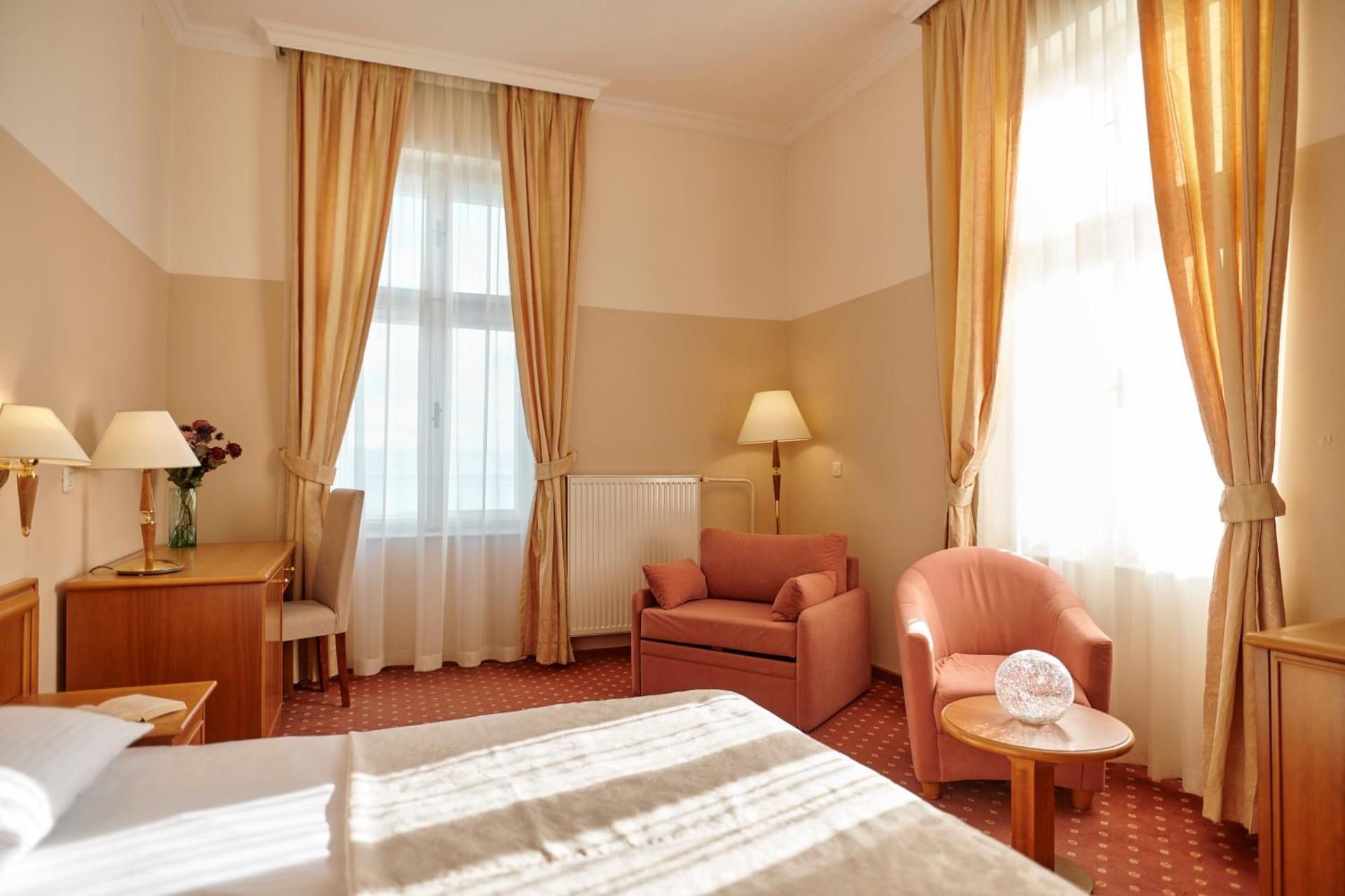 Standard Double or Twin Room with Sea View and Balcony