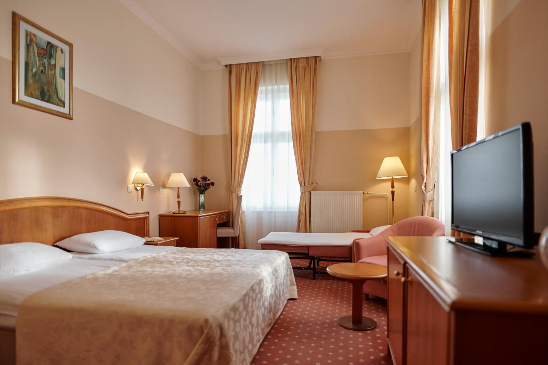 Hotel Lovran Family Room with Sea View