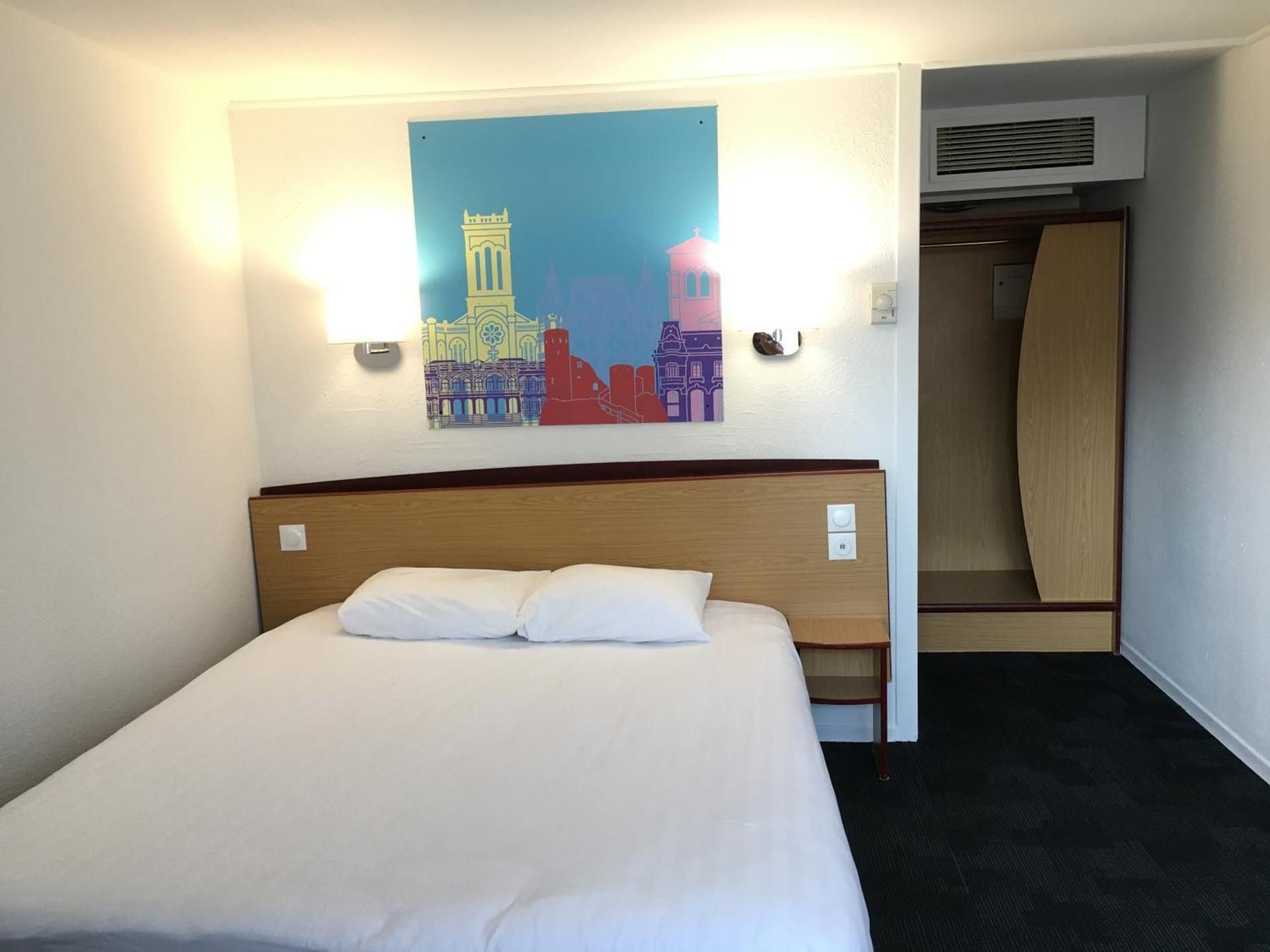1 Double Bed