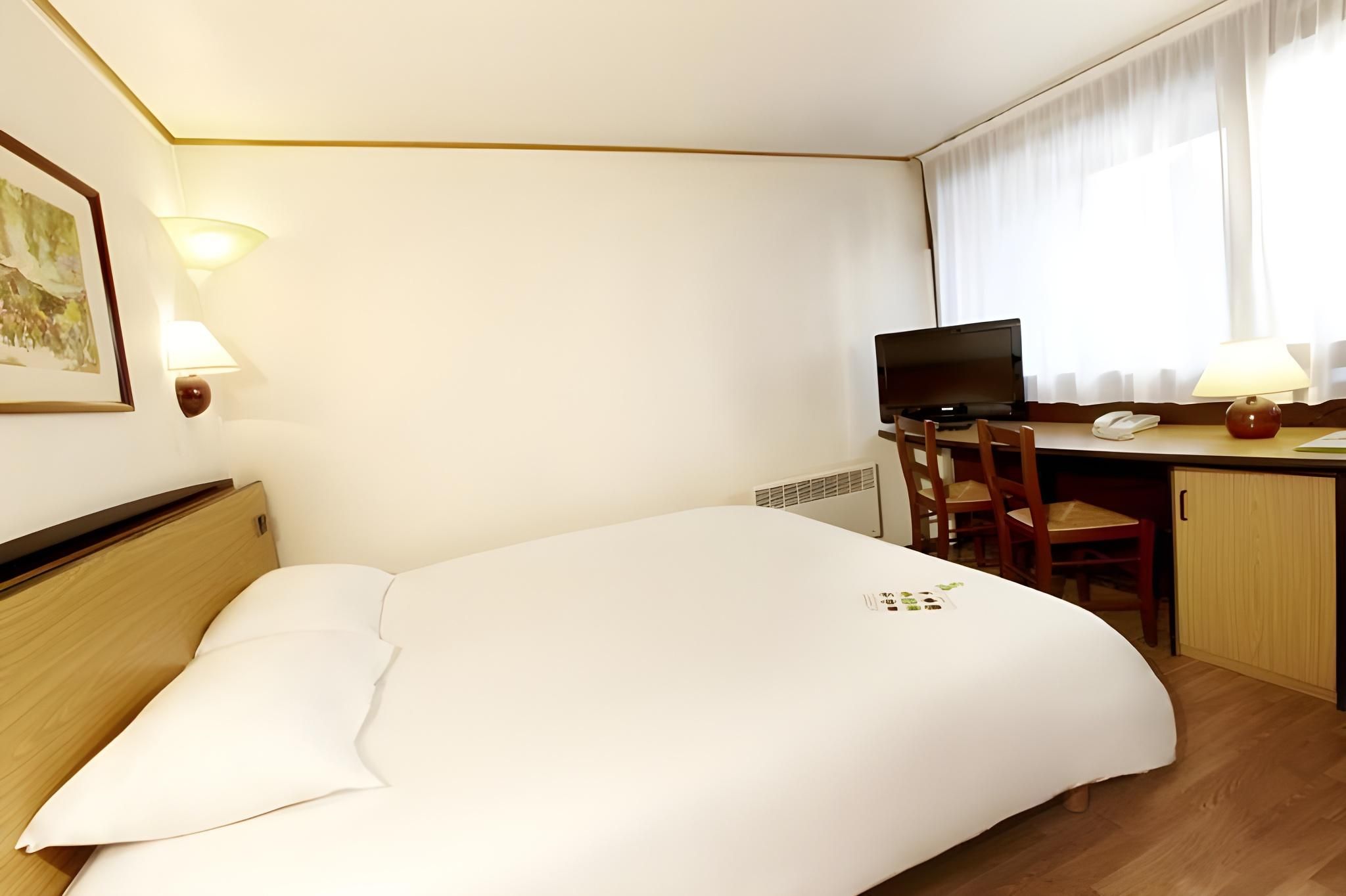 1 Double Bed